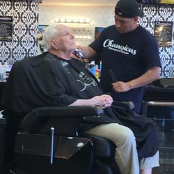 Champions Barber Shop - Smooth shave