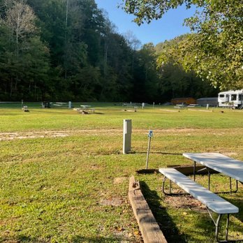 Natural Bridge Campground - Zero privacy - Campgrounds Near Me - Slade, Kentucky