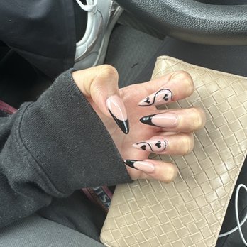 Wynn Nails Bar - Nail Salons Near Me - San Antonio, Texas Wynn Nails Bar - Nail Salons Near Me - San Antonio, Texas
