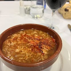 Villa De Frómista - Sopa castellana de ajo paired with house wine, Rivera del Duero