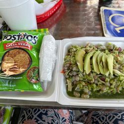Yum Yum Bionicos - Tostimarineros