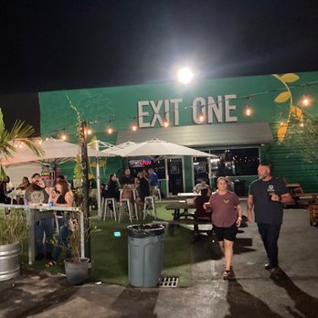 100 Montaditos - Food truck was located near exit one taproom lot - Spanish Near Me - Miami Lakes, Florida 100 Montaditos - Food truck was located near exit one taproom lot - Spanish Near Me - Miami Lakes, Florida