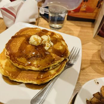 Silver Diner - New American Near Me - National Harbor, Maryland Silver Diner - New American Near Me - National Harbor, Maryland
