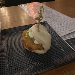 Hirá Ramen Izakaya