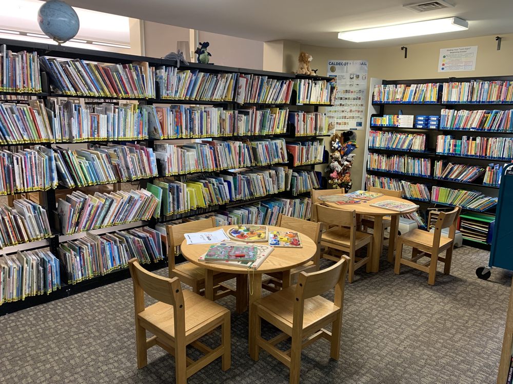 LYON TOWNSHIP PUBLIC LIBRARY Updated September 2024 24 Photos