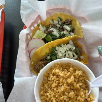 El zalsoso - 2 Traditional tacos- made with HOMEMADE tortillas- 1 carne asada and one with shredded beef and a side of rice - Tacos Near Me - Clackamas, Oregon El zalsoso - 2 Traditional tacos- made with HOMEMADE tortillas- 1 carne asada and one with shredded beef and a side of rice - Tacos Near Me - Clackamas, Oregon