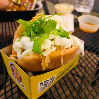 La Preña - Arepa Spicy Chicken - Food Trucks Near Me - San Juan, Puerto Rico