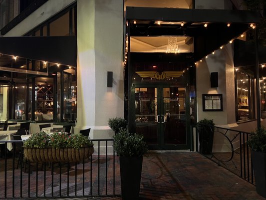 Flight Restaurant and Wine Bar by null