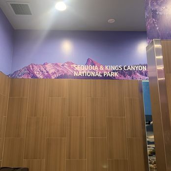 Maverik Adventure's First Stop - women's bathroom - Convenience Stores Near Me - Rocklin, California