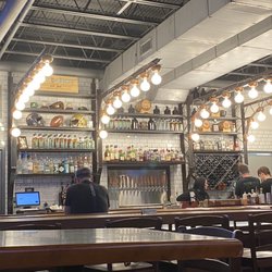 Rye Knot - Amazing bar, plenty of comfortable seating for a group or a single!