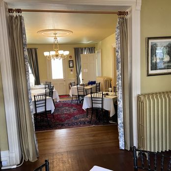 Edwards Waterhouse Inn - Hotels Near Me - Fredonia, New York Edwards Waterhouse Inn - Hotels Near Me - Fredonia, New York