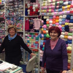 Renk Yün - Lovely, kind owners and the lady on the left know English.