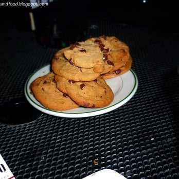 Far Bar - cookies and 2 bottles of hot sake (not in the pic) on the house - Asian Fusion Near Me - Los Angeles, California