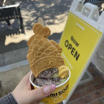 Somisomi - Ice Cream & Frozen Yogurt Near Me - San Mateo, California Somisomi - Ice Cream & Frozen Yogurt Near Me - San Mateo, California
