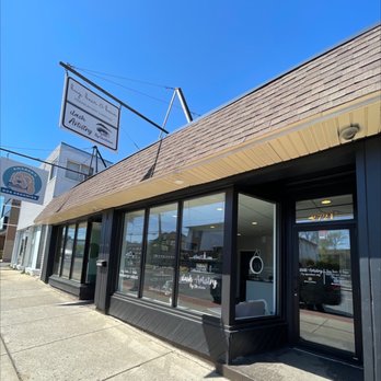 Bug, Bear & Bean Candles - Candle Stores Near Me - Syracuse, New York