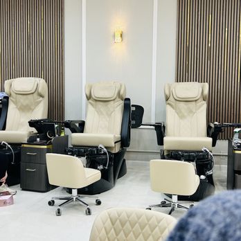 QT Nails Spa - Pedi chairs were really comfortable. - Nail Salons Near Me - Greer, South Carolina QT Nails Spa - Pedi chairs were really comfortable. - Nail Salons Near Me - Greer, South Carolina