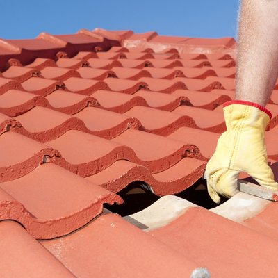 Monterey Bay Roofing Logo