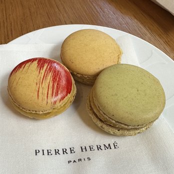Pierre Hermé - Macarons Near Me - Paris, 75