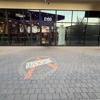 Evolve Brewing by Aces & Ales - Beer Bar Near Me - Las Vegas, Nevada