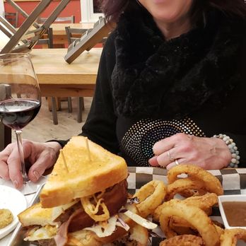 Restaurant at Smuttynose - Jax meatloaf sandwitch - New American Near Me - Hampton, New Hampshire