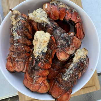 Twin Lobsters - Lobster, salmon sashimi, tuna sashimi - Seafood Markets Near Me - Englewood, Florida Twin Lobsters - Lobster, salmon sashimi, tuna sashimi - Seafood Markets Near Me - Englewood, Florida