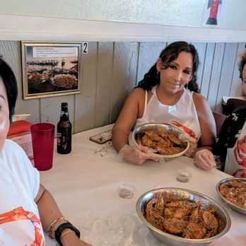 Cajun Crawfish Stop - Cajun/Creole Near Me - Covina, California Cajun Crawfish Stop - Cajun/Creole Near Me - Covina, California