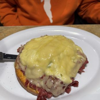 Ben & Irv's - L1. Reuben Sandwich- Rachel - Delis Near Me - Huntingdon Valley, Pennsylvania