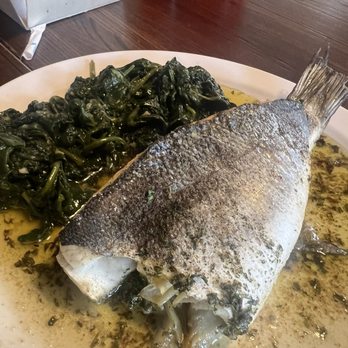Pizza Gorda - Delicious fish and sautéed spinach! - Pizza Near Me - Punta Gorda, Florida Pizza Gorda - Delicious fish and sautéed spinach! - Pizza Near Me - Punta Gorda, Florida