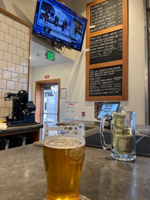 Brothers Cascadia Brewing by null