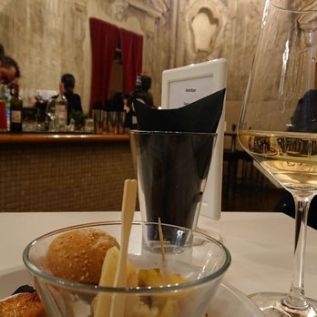 Le Stanze del Tenente - Local wine plus appetizer in. Beautiful setting - Bars Near Me - Bologna, BO Le Stanze del Tenente - Local wine plus appetizer in. Beautiful setting - Bars Near Me - Bologna, BO
