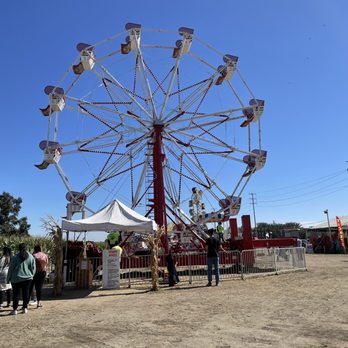 Frosty's Forest Pumpkin Patch - Rides - Attraction Farms Near Me - Chino, California Frosty's Forest Pumpkin Patch - Rides - Attraction Farms Near Me - Chino, California
