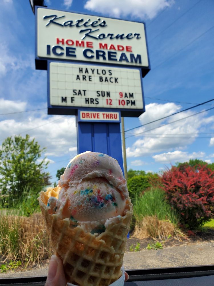 KATIES KORNER Updated September 2024 4713 Mahoning Ave NW, Warren