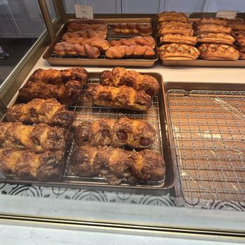 Tous Les Jours - Bakeries Near Me - Wayne, Pennsylvania