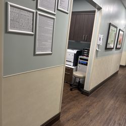 Orlando Health LabWorks - Spring Lake - Waiting to deliver specimen