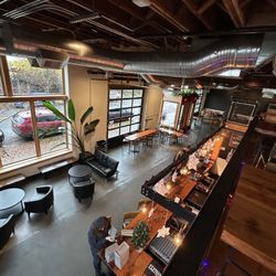 Overview of the dining area