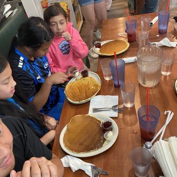 The Lunchbox Diner - A pancake (HUGE)! - Diners Near Me - Mount Vernon, Washington