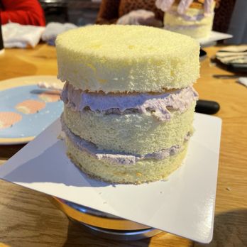HoneyMe Bakery & Tea - Bakeries Near Me - Bellevue, Washington
