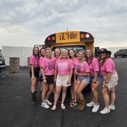Glorified Shuttle - Pretty in Pink!