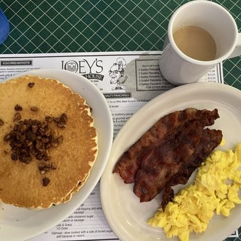Joey's Pancake House - Pecan pancakes, crispy  & scrambled eggs - Diners Near Me - Maggie Valley, North Carolina