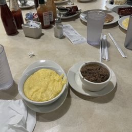 Grits with Debris