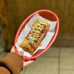 Tacos & Hot Dogs Los Mayitos
