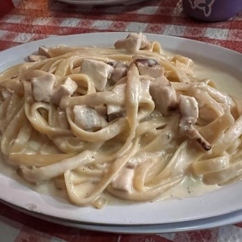 Monte Carlo Deli - Fettuccini Alfredo - Italian Near Me - Burbank, California