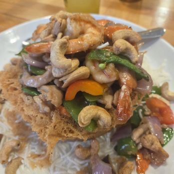 Curry House - Chicken & Shrimp Taro Nest - Malaysian Near Me - New York, New York