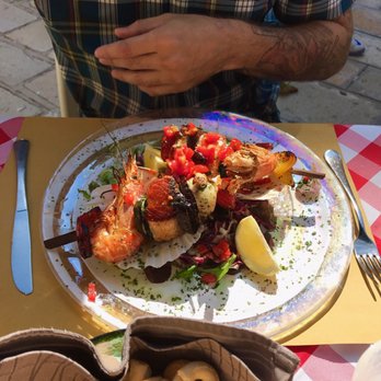 B-Restaurant - Alla Vecchia Pescheria - Seafood skewers - Italian Near Me - Murano, VE B-Restaurant - Alla Vecchia Pescheria - Seafood skewers - Italian Near Me - Murano, VE