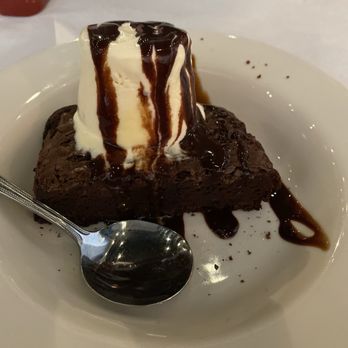 Blu Jazz Cafe - Brownie with Vanilla ice cream and chocolate syrup on top! - Southern Near Me - Hattiesburg, Mississippi Blu Jazz Cafe - Brownie with Vanilla ice cream and chocolate syrup on top! - Southern Near Me - Hattiesburg, Mississippi