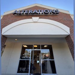 Lee’s Alterations
