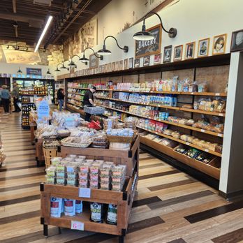 Hadley Fruit Orchards - Bread & Chips - Fruits & Veggies Near Me - Cabazon, California