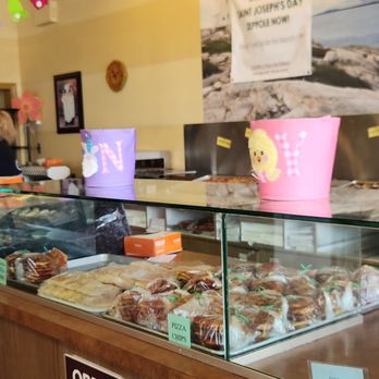 Colvitto's Pizza & Bakery - Bakeries Near Me - Narragansett, Rhode Island Colvitto's Pizza & Bakery - Bakeries Near Me - Narragansett, Rhode Island