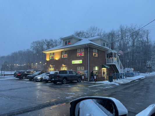 CONTI’S PIZZERIA & PIT - Updated February 2026 - 75 Photos & 45 Reviews ...