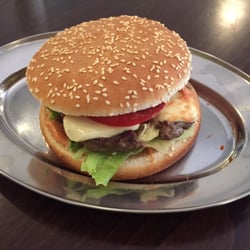Stargarder Burger - Cheeseburger mit Neuland Beef...